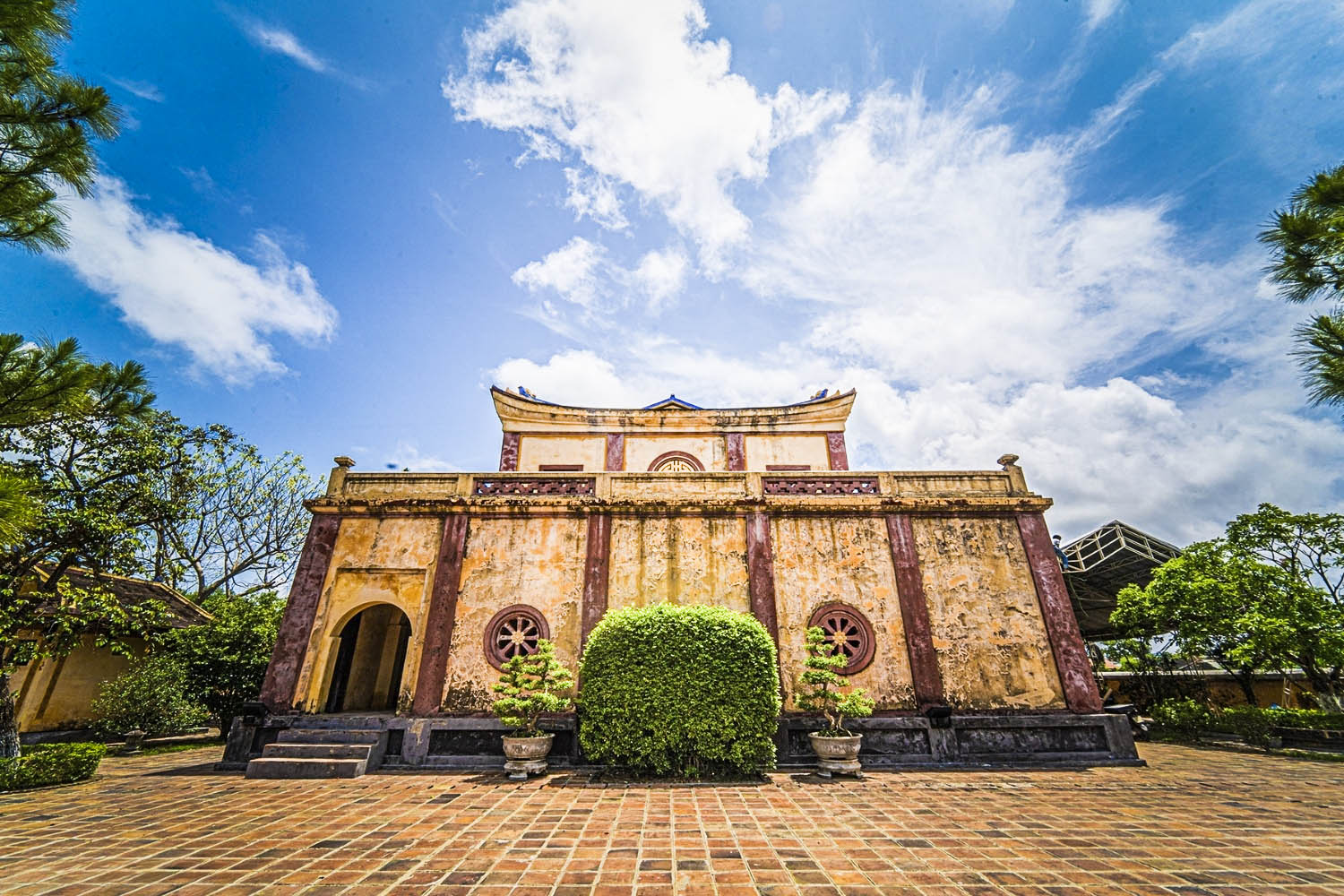Experience Vietnam’s heritage with visa waiver tours